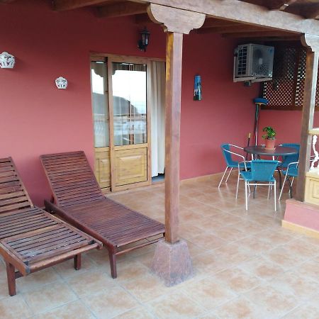 Apartamentos La Banda ปลายา เด ซานเตียโก ภายนอก รูปภาพ