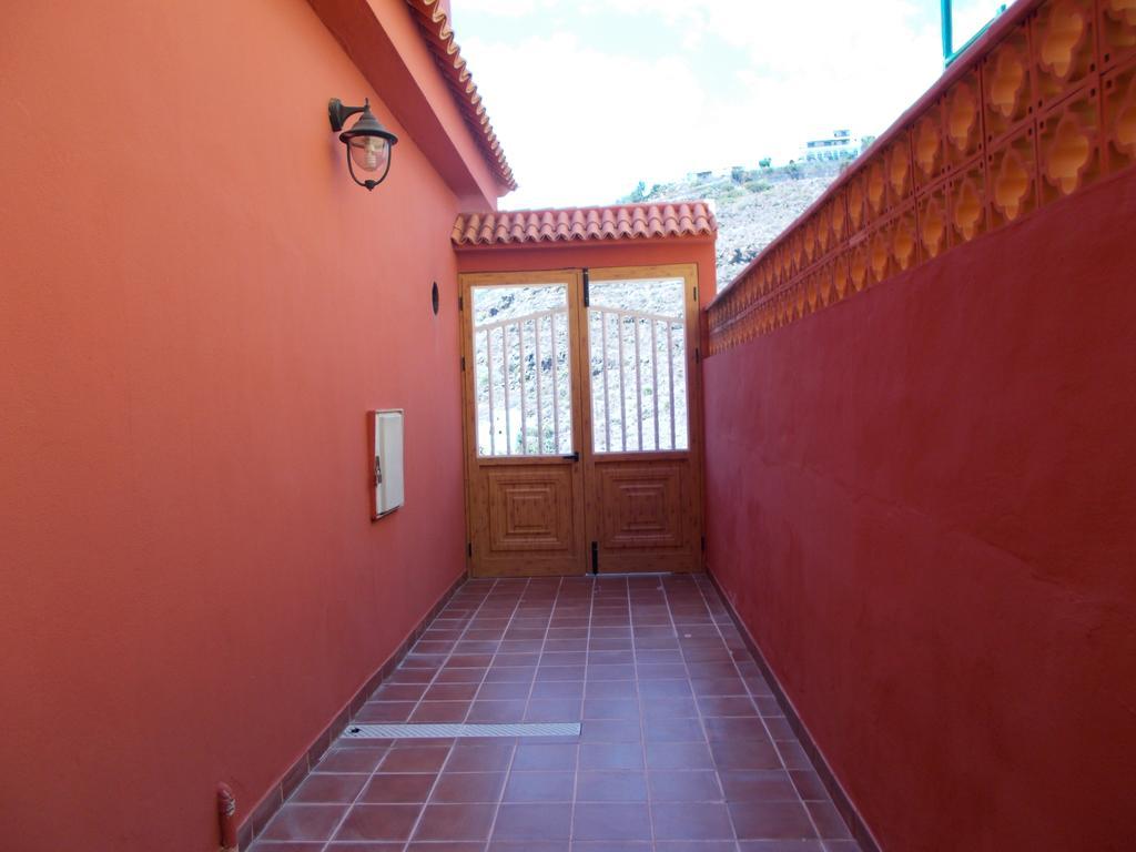 Apartamentos La Banda ปลายา เด ซานเตียโก ภายนอก รูปภาพ